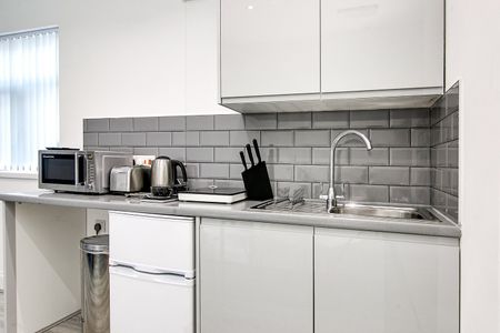 Room in a Shared House, Gillott Road, B16 - Photo 5