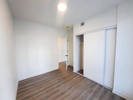For Lease - 8 Interchange Way Unit# 517, Vaughan, Ontario - Photo 2