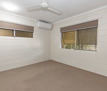 25 San Vito Crescent, Rasmussen QLD 4815 - House For Rent | Domain - Photo 2