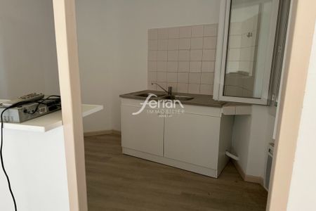 Location Appartement 1 pièce 20m² SALERNES 83690 - Photo 2