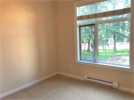 THURSTON APTS - 207 - T207 - Photo 2