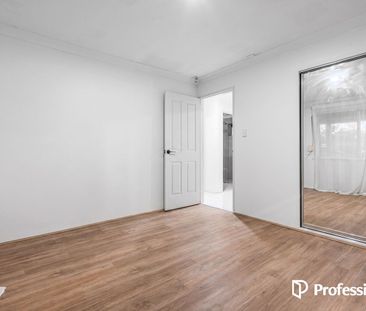 Stunning Renovated Family Home in the Heart of Koondoola - Photo 3