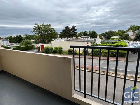 Location Appartement 1 pièce 30m² - Photo 5