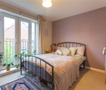 Wood Mead, - Photo 2