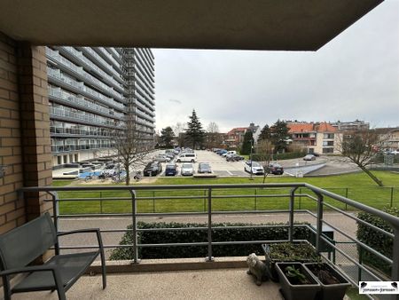 Twee slaapkamer-appartement met terras op een rustige locatie! - Photo 3