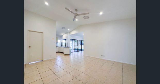 41 Brooksfield Drive, Sarina Beach - Photo 1