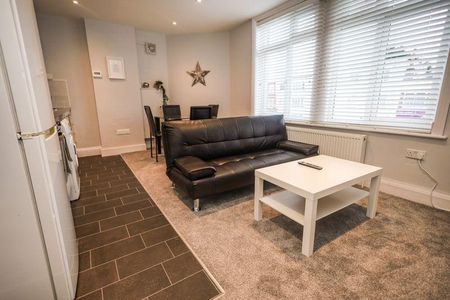 1 bedroom house to rent - Photo 3