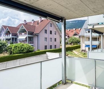 Moderne 3.5-Zimmer-Wohnung mit Balkon und Waschturm - Photo 6
