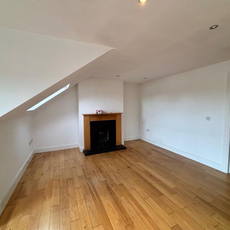 Glenarriff Apartments, 4 Glenarriff Park, Jordanstown, BT37 0RT - Photo 1