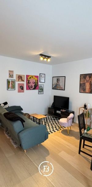 Huis te huur in Brussel voor € 1.300 met 1 slaapkamer - Photo 1