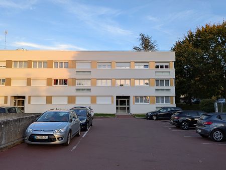 Appartement T3 Plaisir à louer - Photo 2