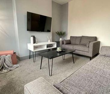 Salisbury Grove, Armley, Leeds, LS12 - Photo 2