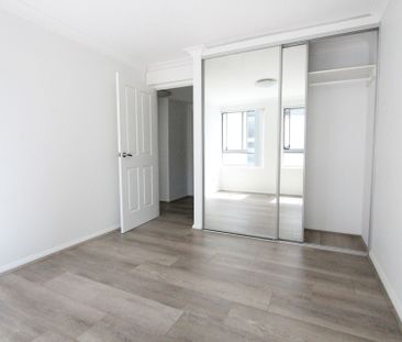 Quality Apartment Walking Distance to Westfields - Photo 4