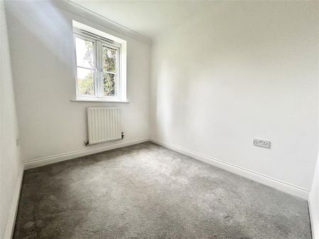 Lower Northam Road, Southampton, Hedge End - Photo 2