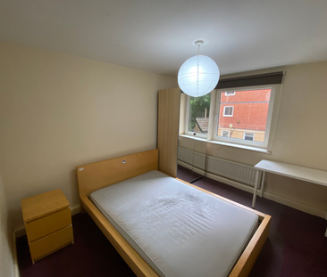 Flat 2, Samara Plaza, LS2 9DU, Leeds - Photo 3