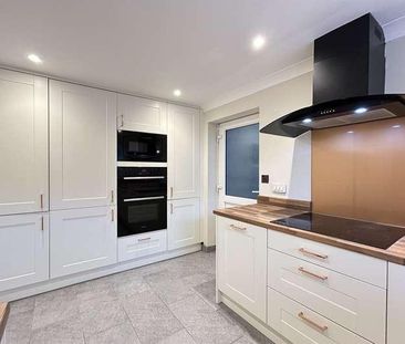 Beggarwood, Basingstoke, RG22 - Photo 2