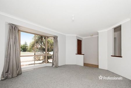 2 Cootha Court, Ballajura WA 6066 - Photo 4