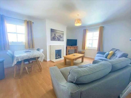 Bezant Place, Newquay, TR7 - Photo 1