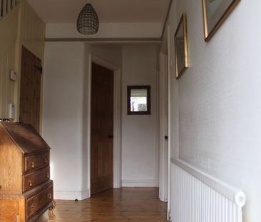 4 bedroom semi-detached house to rent - Photo 5