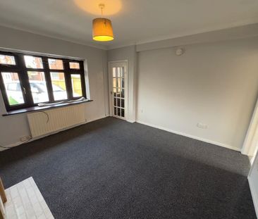 3 bedroom semi-detached house to rent - Photo 6