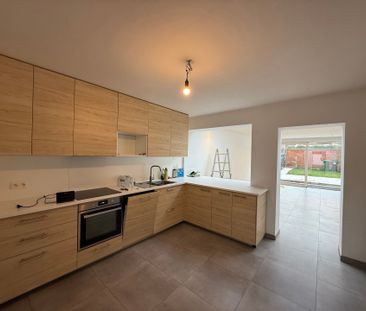 ERPE - MERE - Gerenoveerde rijwoning met tuin. - Photo 5