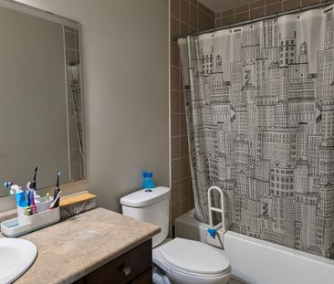 For Lease - 220 Westmeadow Drive, Kitchener, Ontario - Photo 6