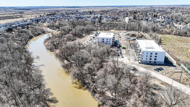 36 Rue Rivest, L'Épiphanie, QC J5X - Photo 1