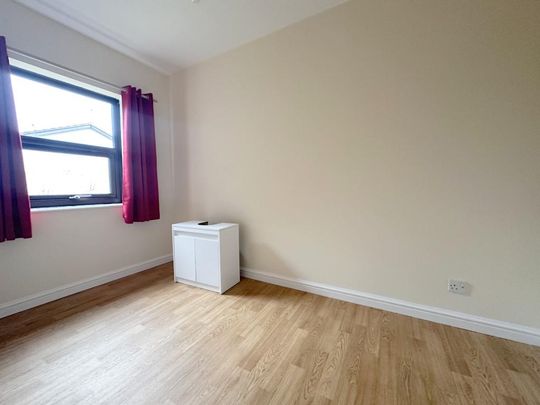 Terraced House - Photo 1