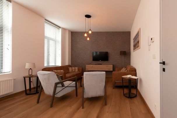 Royale, bemeubelde duplex met 3 slaapkamers in het hartje van Nieuwpoort - Photo 1