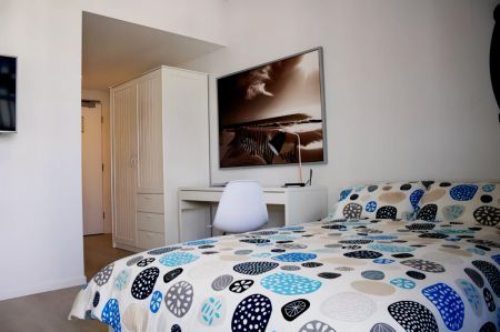 Studio Accessible Apartment - Photo 2