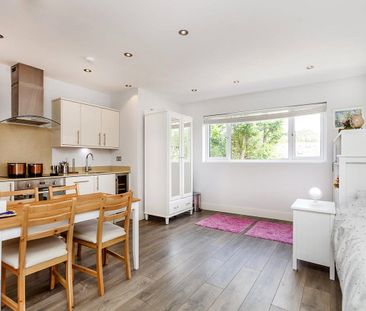 Holden Road, Whetstone, London - Photo 5