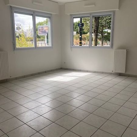 Location Appartement 2 pièces 45m² NANTES 44000 - Photo 4