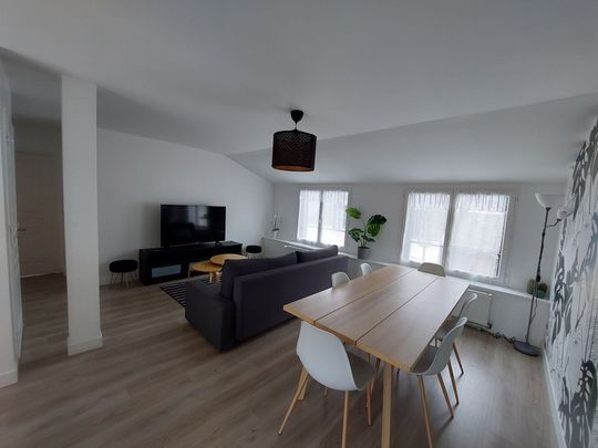 Location Appartement 4 pièces 69m² LE TREPORT 76470 - Photo 1