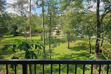 Modern 1-Bedroom Studio - Photo 2