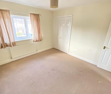 2 bedroom semi-detached house to rent - Photo 4