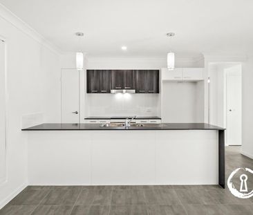 166 Haig Road, Loganlea, Qld 4131 - Photo 4