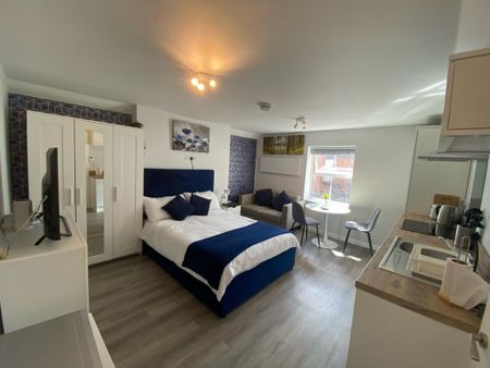 Studio to rent - Photo 3