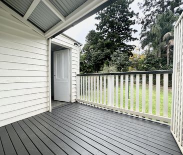 Charming Annerley Abode Awaits You - Photo 1