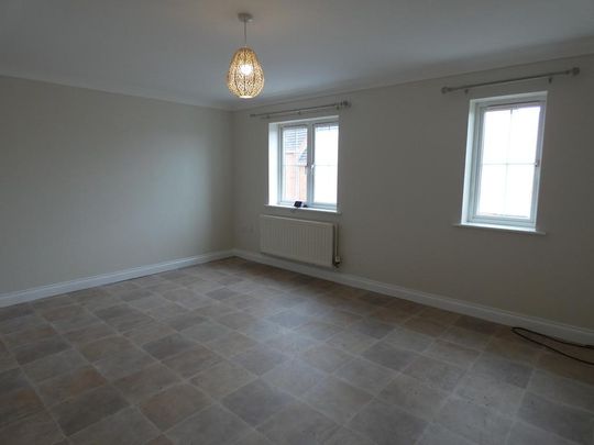 4 bedroom townhouse to rent - Photo 1