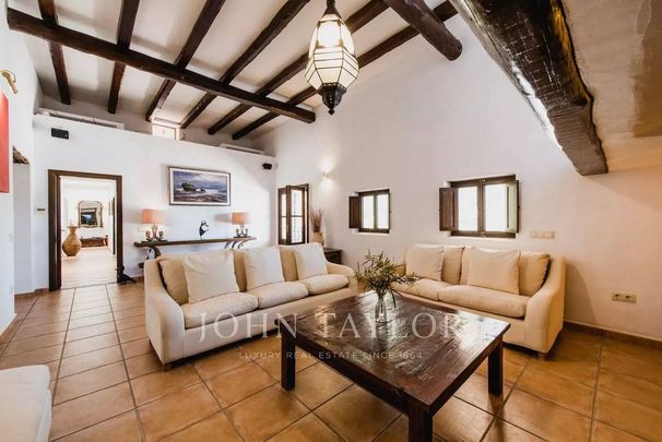 Luxury Villa for rent in San Jose, Balearic Islands - Photo 1