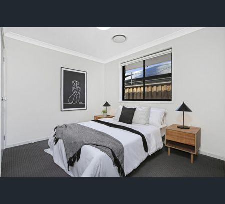 15 Kinloch Street, Gledswood Hills, NSW 2557 - Photo 5