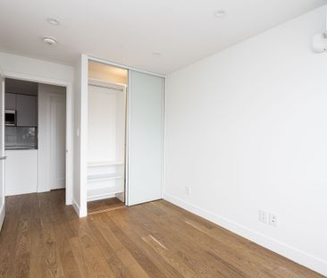 111 Lawton Boulevard - Photo 2