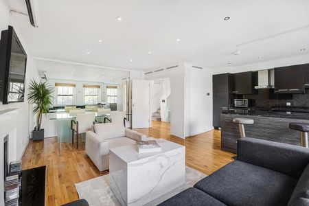 3 bedroom flat to rent - Photo 4