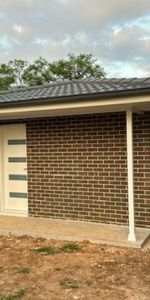 Modern granny flat with Parking - Photo 4