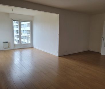 Location Appartement 4 pièces 113m² VALENCIENNES 59300 - Photo 1