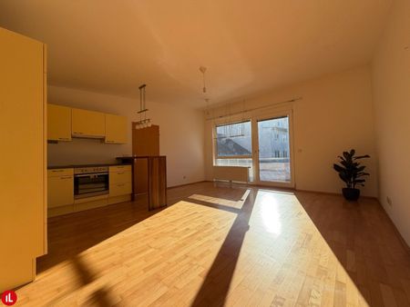 Urban wohnen mit Außenfläche – 2 Zimmer direkt am Hauptplatz - Photo 2