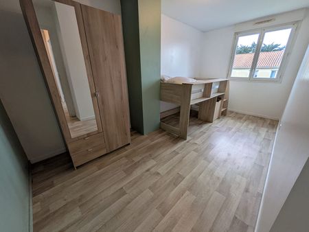 Location Maison 4 pièces 78m² - Photo 5