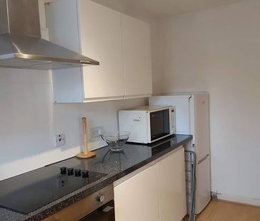 2 Bed Flat, Broomspring Close, S3 - Photo 6