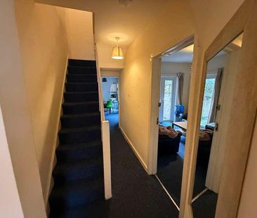 Milton Road, SO15 - Photo 2