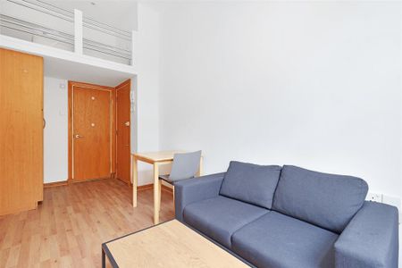 Studio to rent - Photo 3